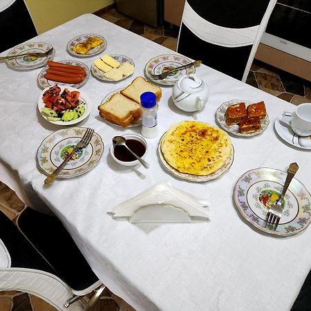 Lilia Guesthouse Sighnaghi Esterno foto